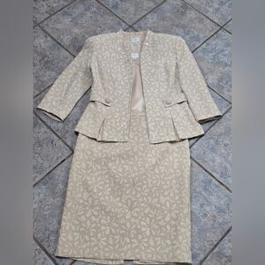 Emma James Cream Floral Skirt Set